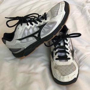 Mizuno Women's Wave Supersonic Volleyball Shoes